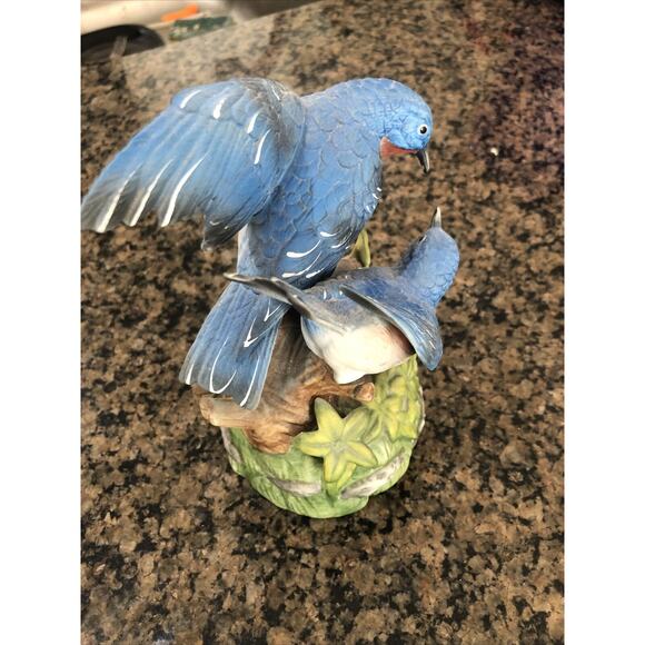 Vintage Gorham of Japan Bluebird Mates Figurine Music Box - Picture 3 of 4